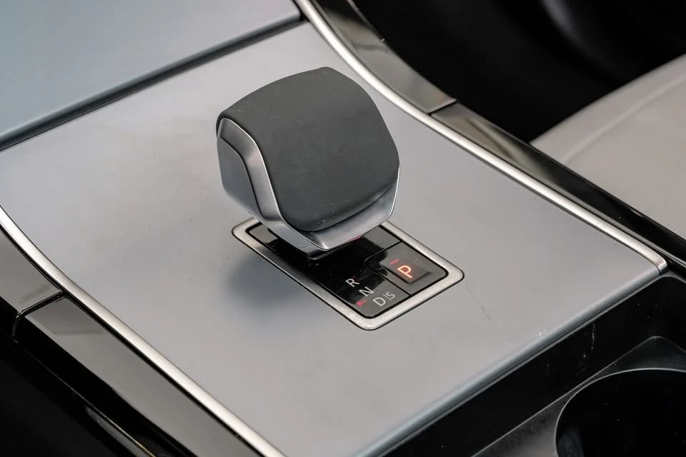 2024 Land Rover Range Rover Evoque 2nd Gen - Image 3 of 20