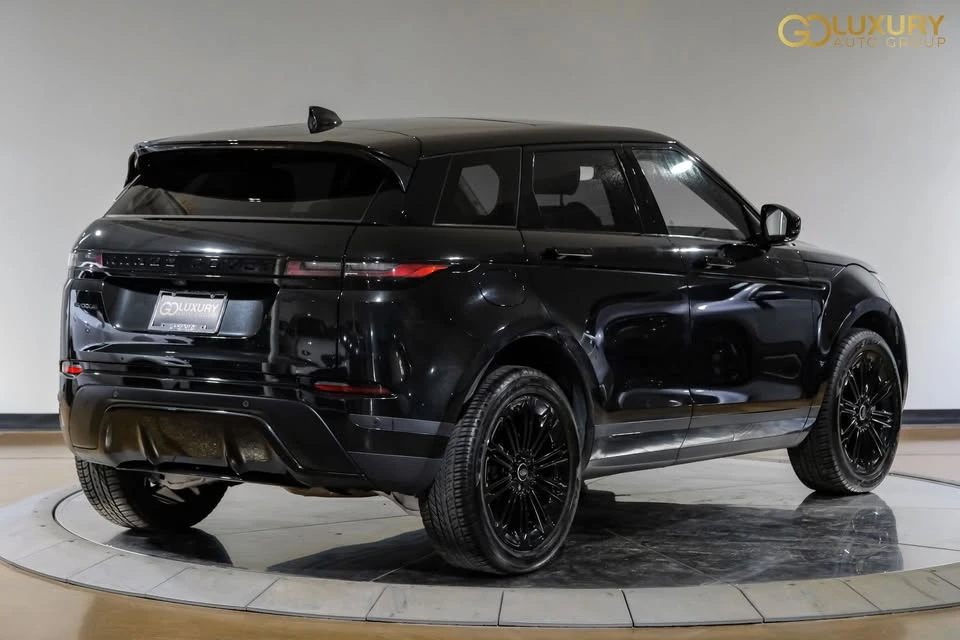 2024 Land Rover Range Rover Evoque 2nd Gen - Image 13 of 20