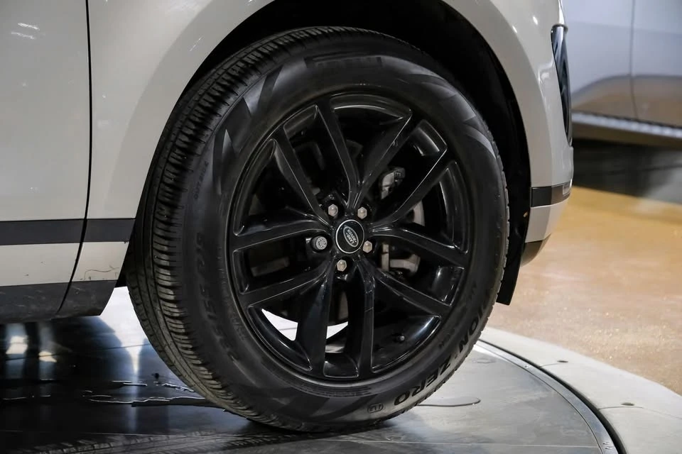 2024 Land Rover Range Rover Evoque 2nd Gen - Image 3 of 20