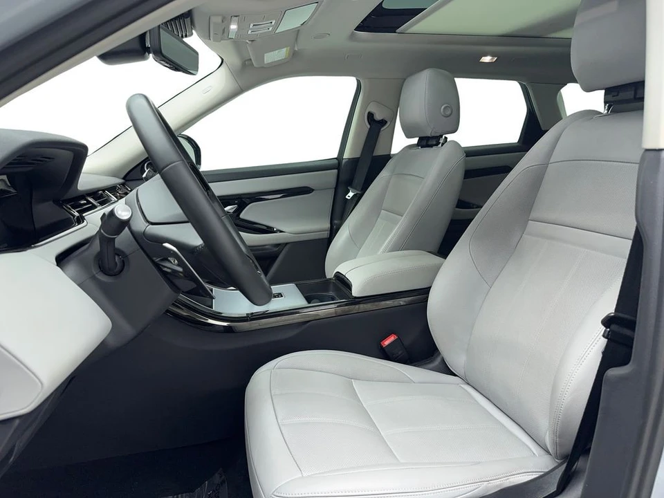 2024 Land Rover Range Rover Evoque 2nd Gen - Image 13 of 21