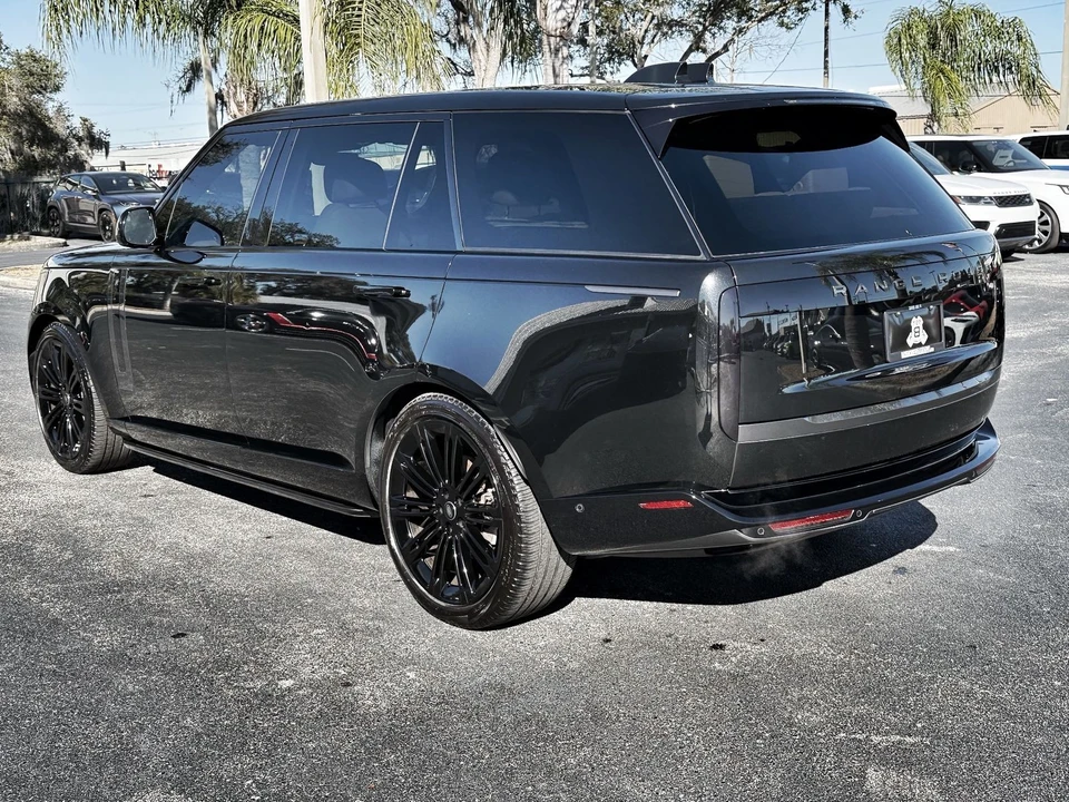 2024 Land Rover Range Rover L460 - Image 7 of 12