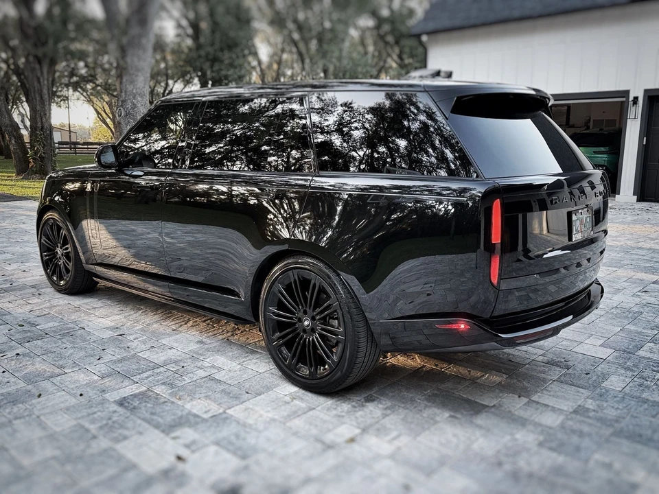2024 Land Rover Range Rover L460 - Image 6 of 12