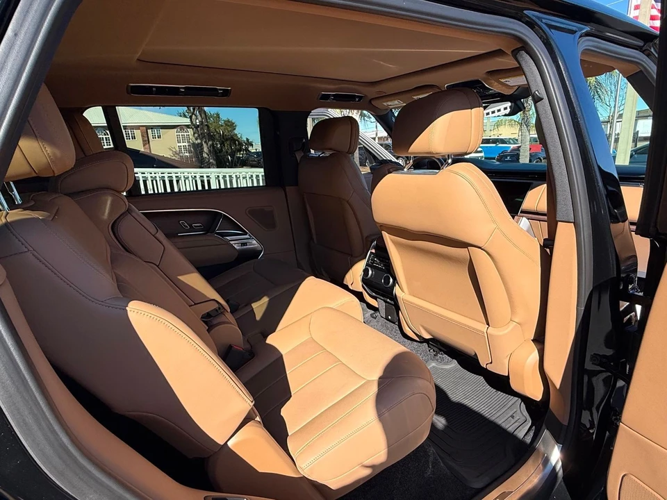 2024 Land Rover Range Rover L460 - Image 12 of 12