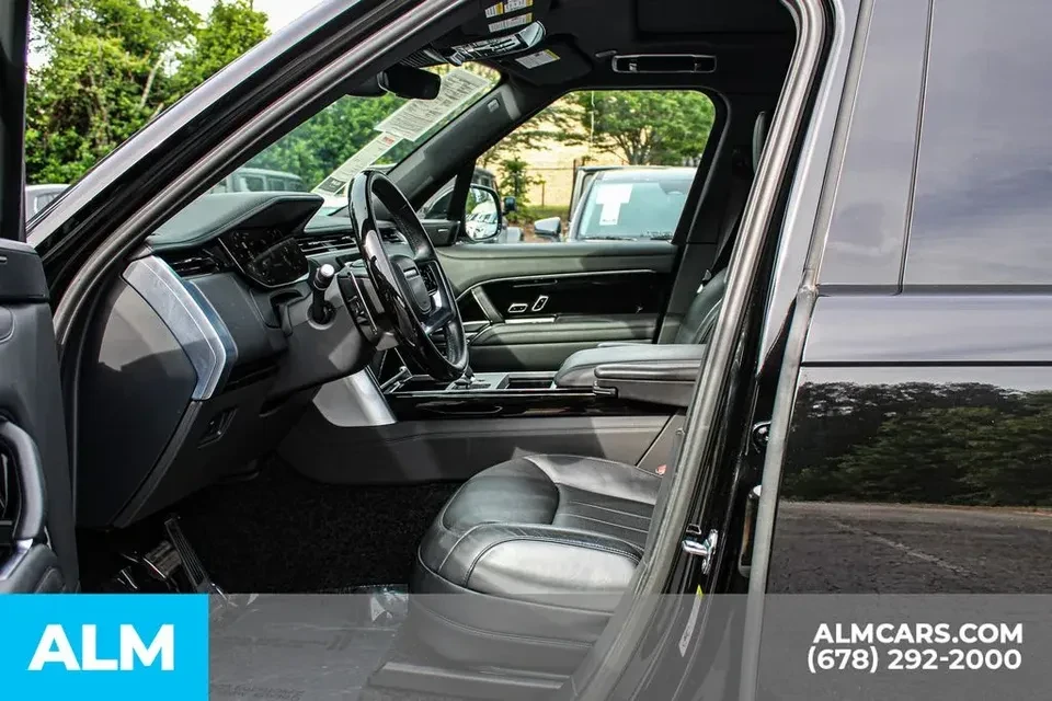 2024 Land Rover Range Rover L460 - Image 15 of 20