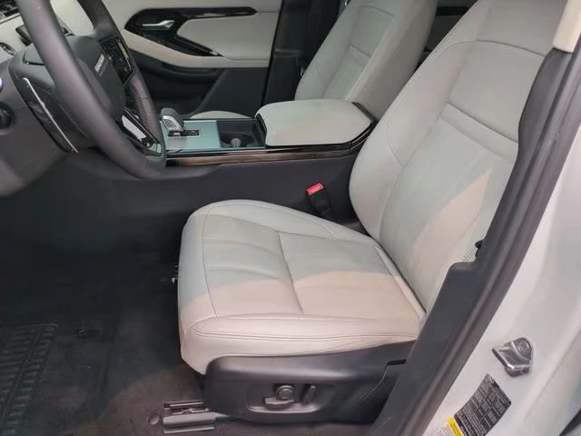 2024 Land Rover Range Rover L460 - Image 7 of 11