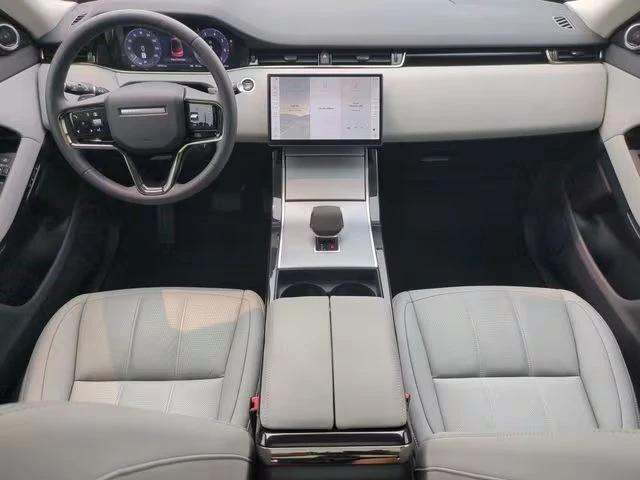 2024 Land Rover Range Rover L460 - Image 5 of 11