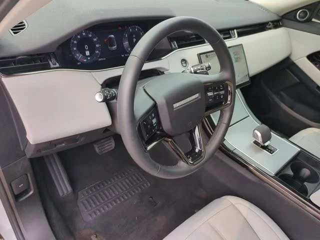 2024 Land Rover Range Rover L460 - Image 2 of 11