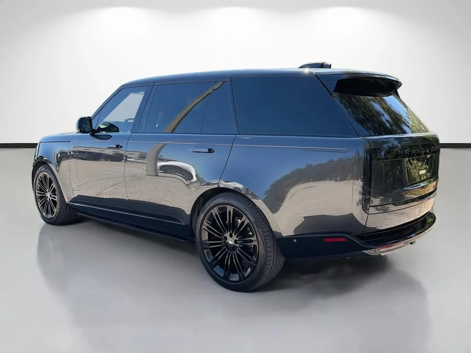 2024 Land Rover Range Rover L460 - Image 3 of 20