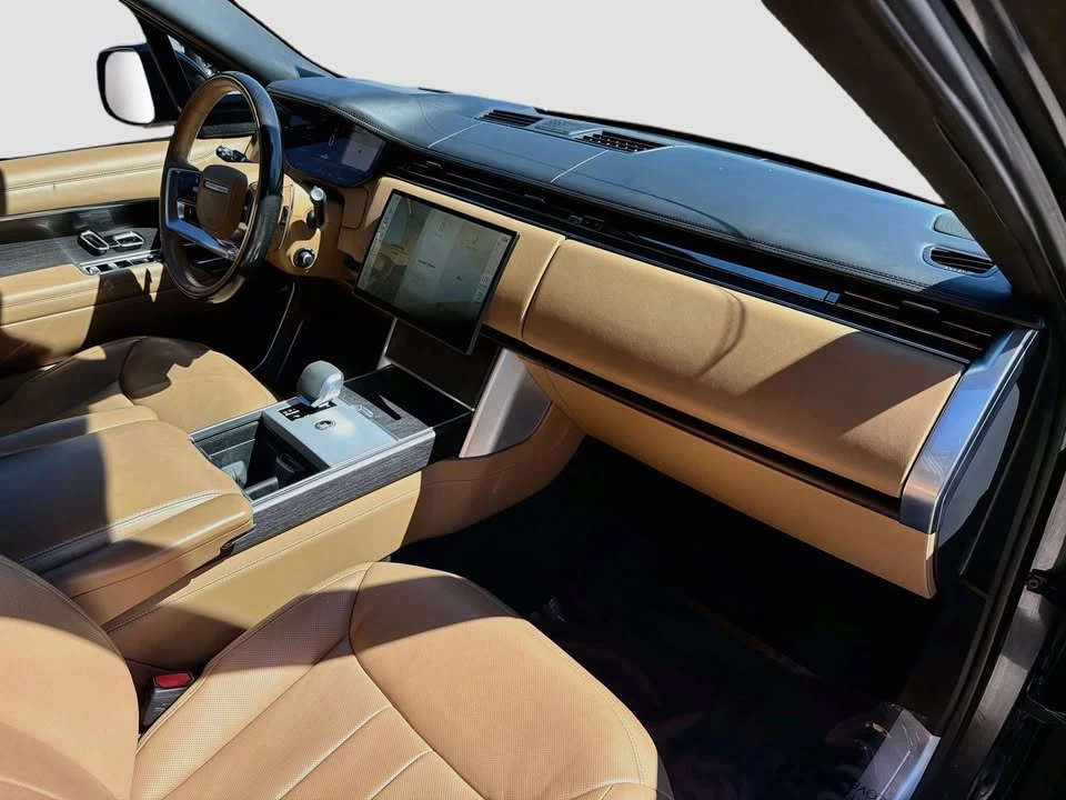 2024 Land Rover Range Rover L460 - Image 14 of 20