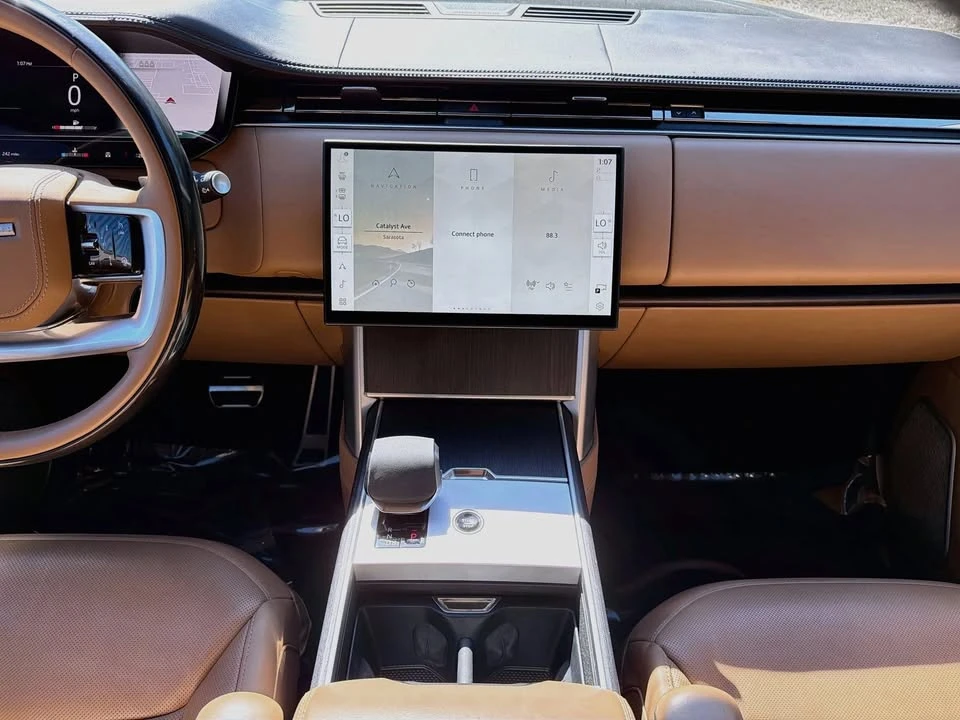 2024 Land Rover Range Rover L460 - Image 19 of 20