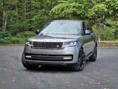 2024 Land Rover Range Rover P400 SE LWB