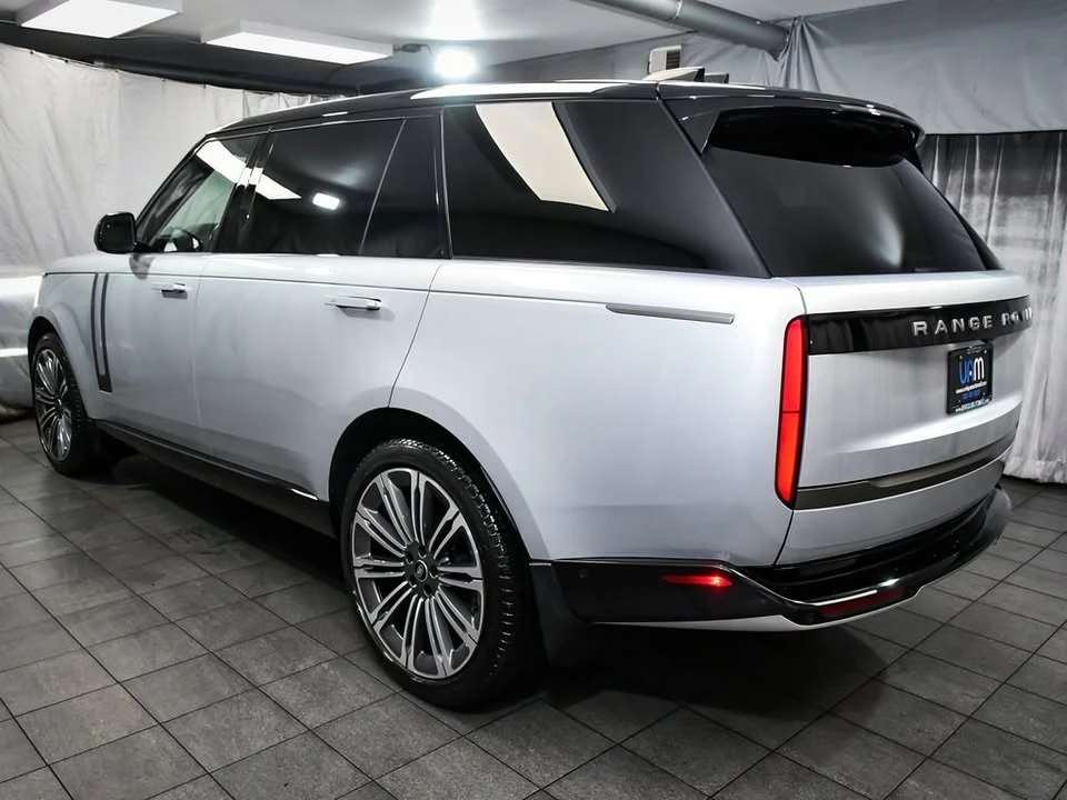 2024 Land Rover Range Rover L460 - Image 2 of 17
