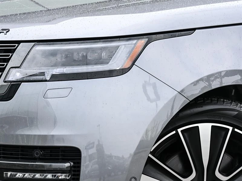 2024 Land Rover Range Rover L460 - Image 2 of 10