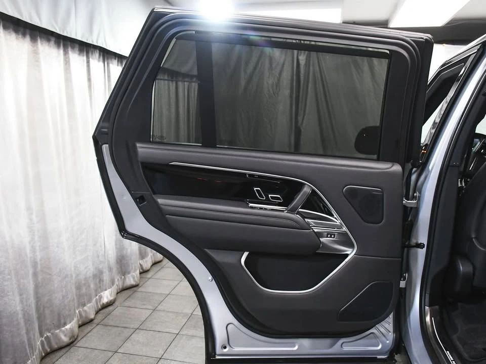 2024 Land Rover Range Rover L460 - Image 11 of 17