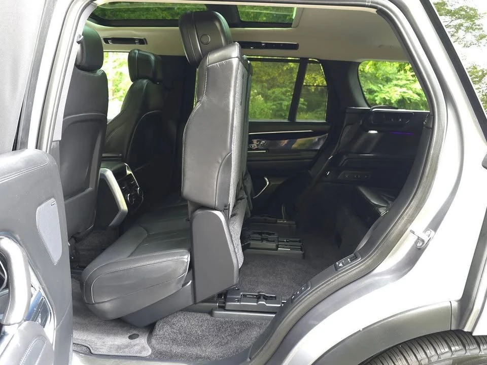 2024 Land Rover Range Rover L460 - Image 17 of 20