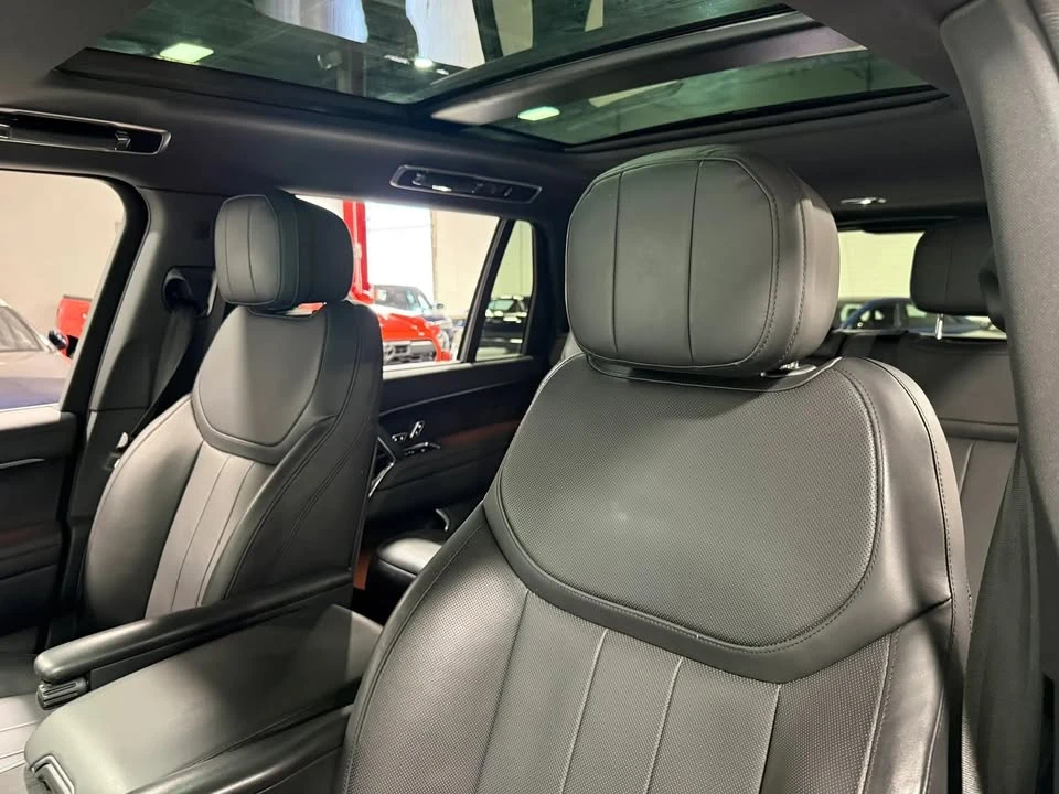 2024 Land Rover Range Rover L460 - Image 9 of 12