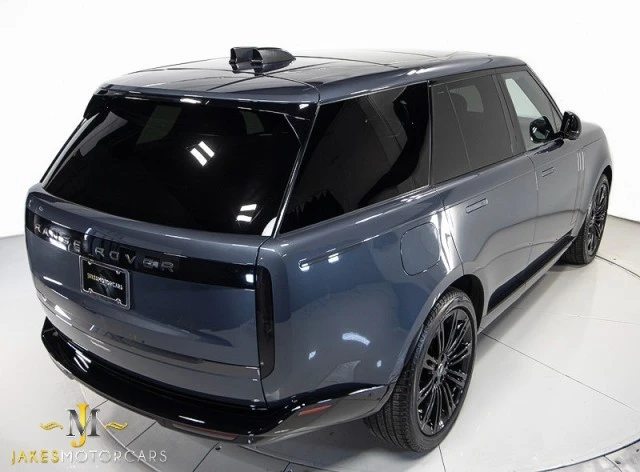 2024 Land Rover Range Rover L460 - Image 11 of 21