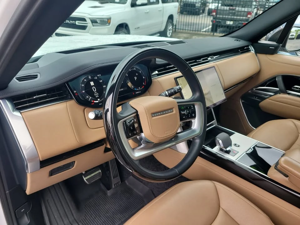 2024 Land Rover Range Rover L460 - Image 16 of 16