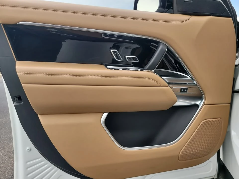2024 Land Rover Range Rover L460 - Image 12 of 16