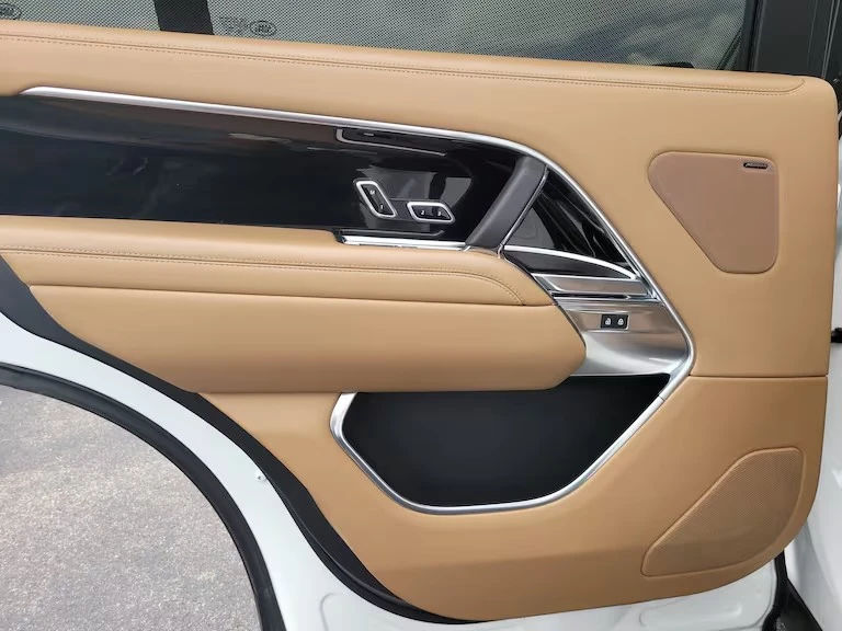2024 Land Rover Range Rover L460 - Image 10 of 19
