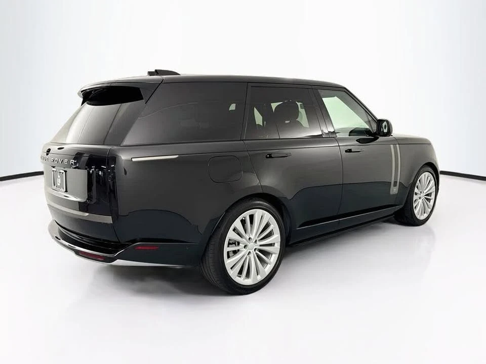 2024 Land Rover Range Rover L460 - Image 5 of 20
