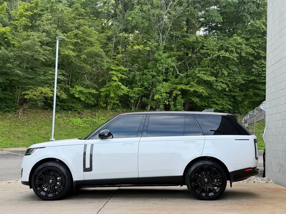 2024 Land Rover Range Rover L460 - Image 5 of 20