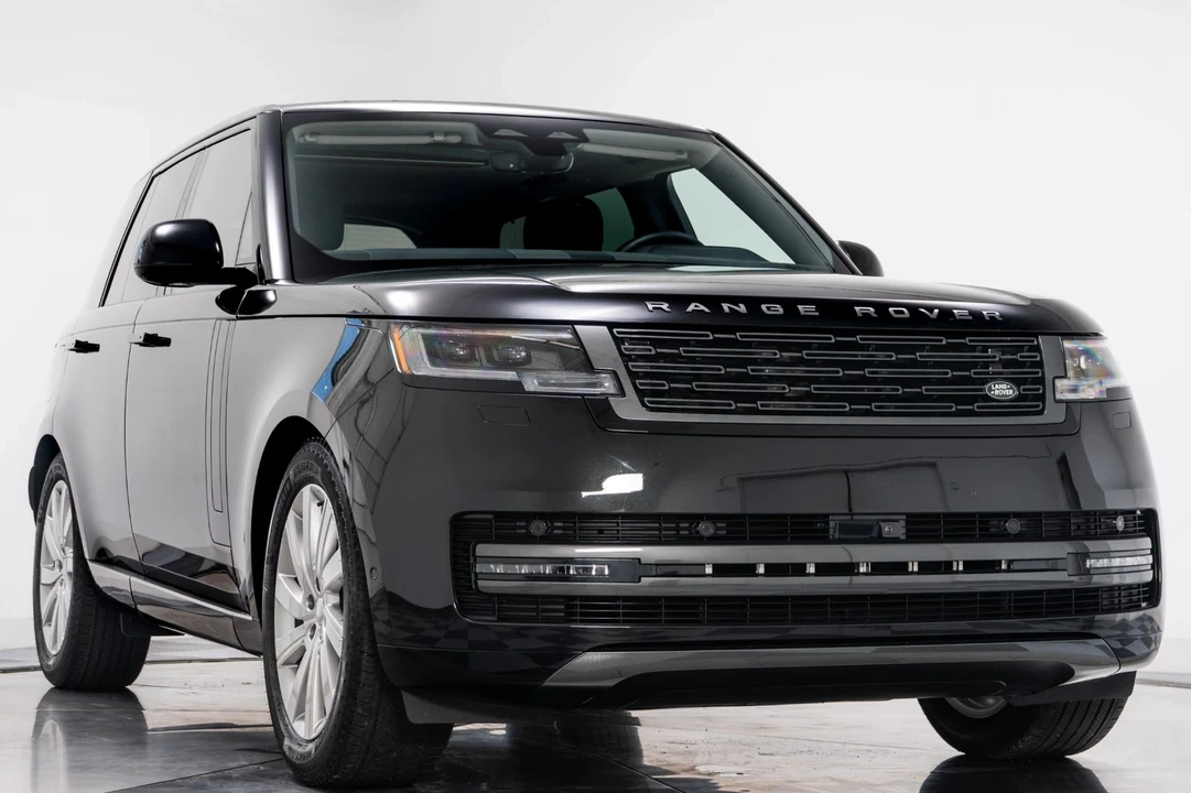 2024 Land Rover Range Rover L460 - Image 3 of 12
