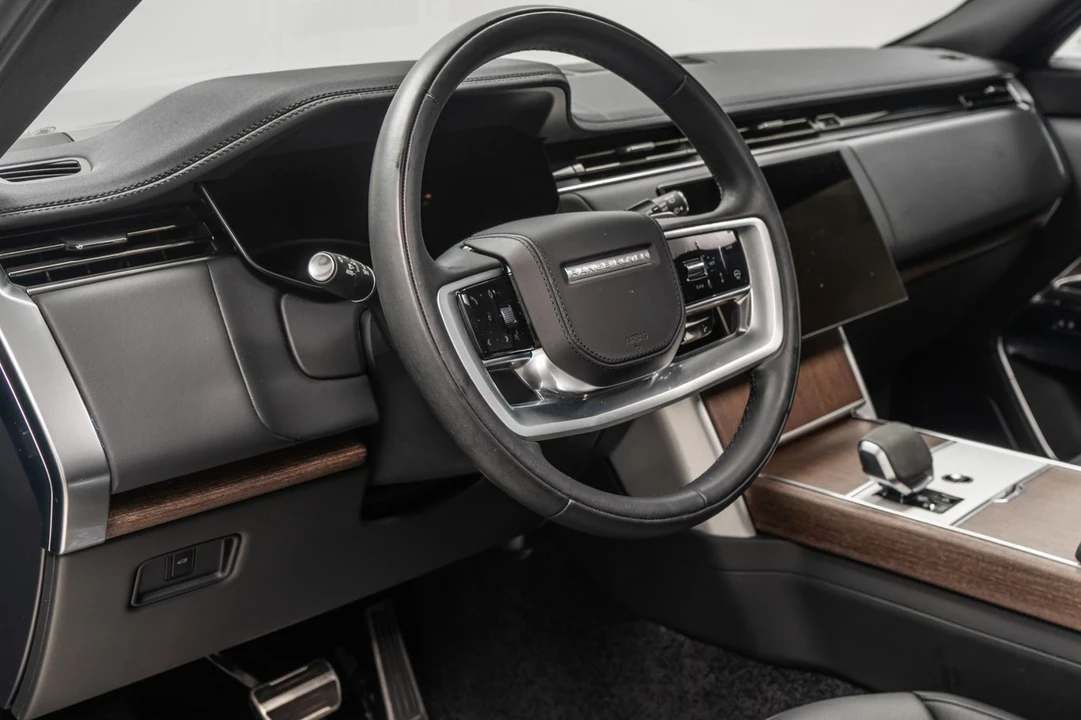 2024 Land Rover Range Rover L460 - Image 13 of 21