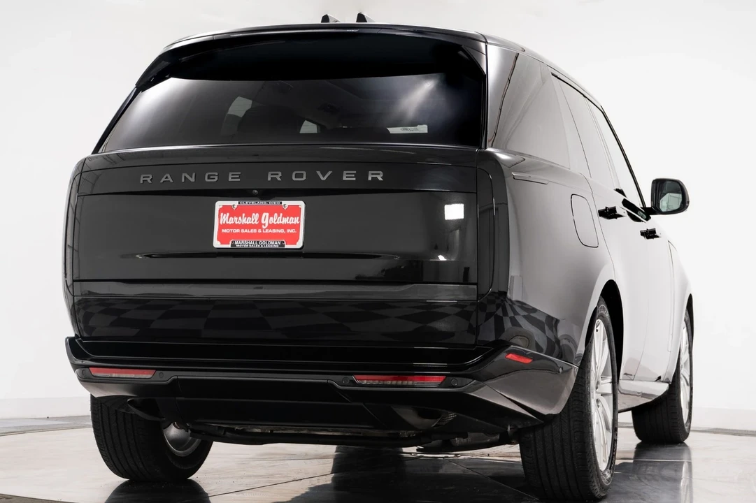 2024 Land Rover Range Rover L460 - Image 9 of 12