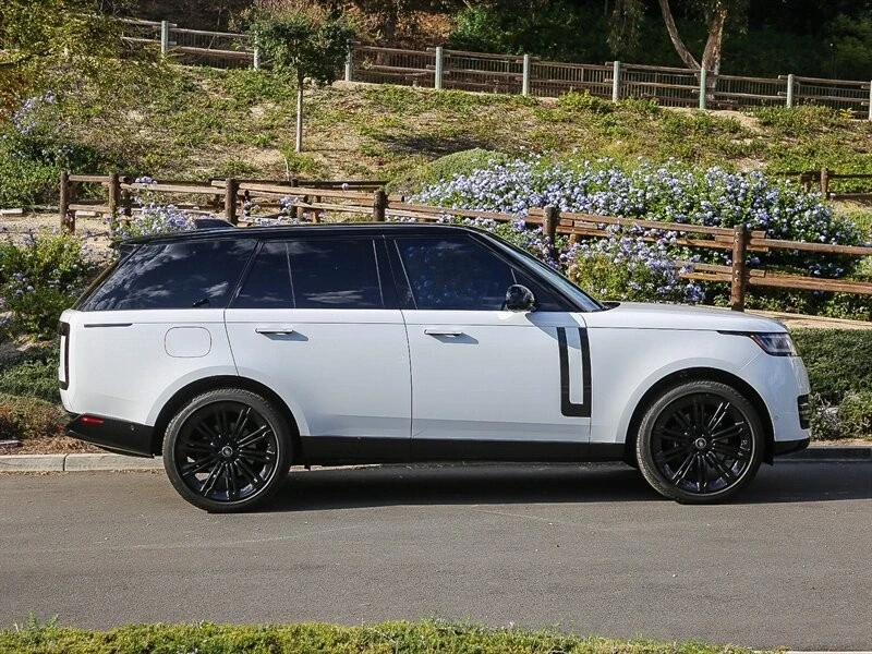 2024 Land Rover Range Rover L460 - Image 8 of 21