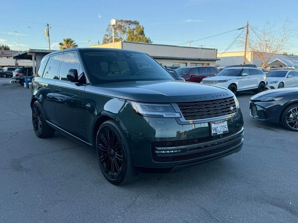 2024 Land Rover Range Rover L460 - Image 3 of 6