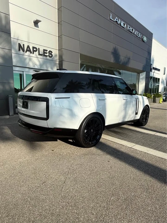 2024 Land Rover Range Rover L460 - Image 6 of 20