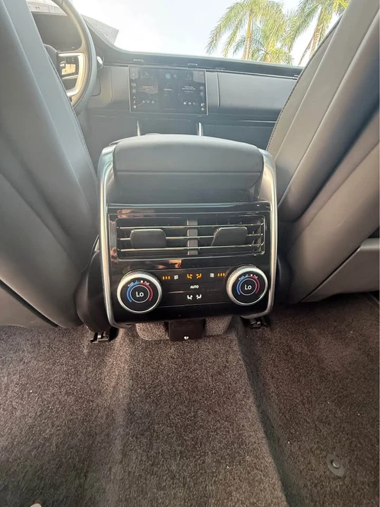 2024 Land Rover Range Rover L460 - Image 18 of 20