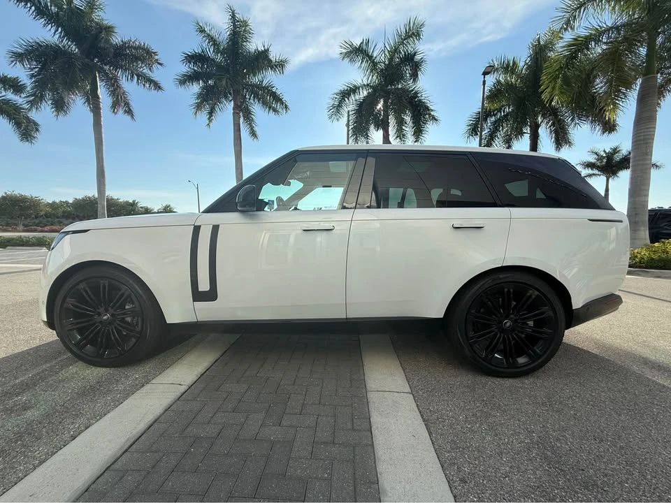 2024 Land Rover Range Rover L460 - Image 10 of 20