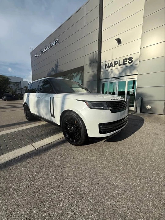 2024 Land Rover Range Rover L460 - Image 4 of 20