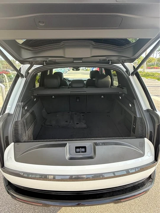 2024 Land Rover Range Rover L460 - Image 8 of 20