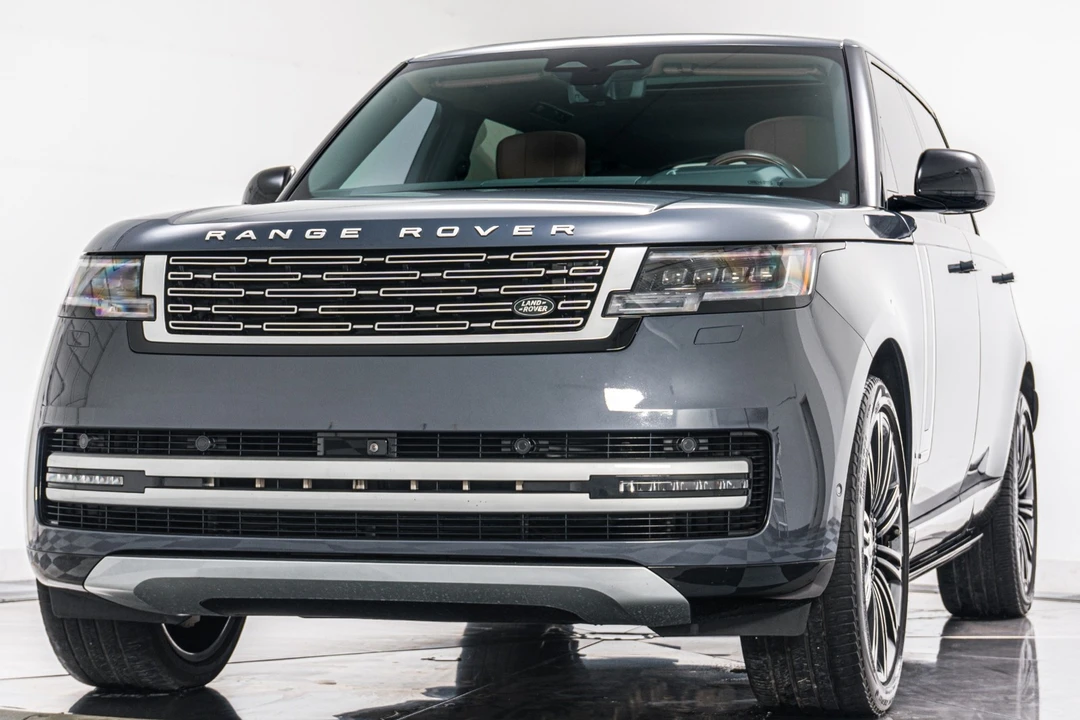 2024 Land Rover Range Rover L460 - Image 5 of 12