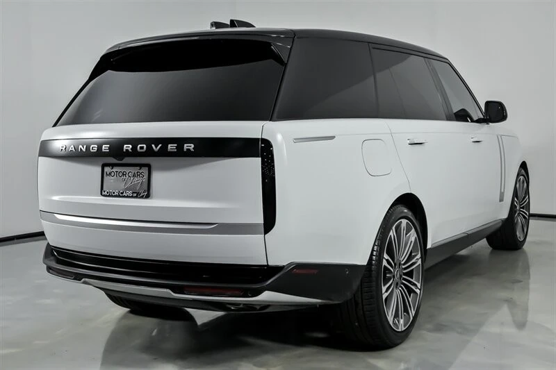 2024 Land Rover Range Rover L460 - Image 12 of 21