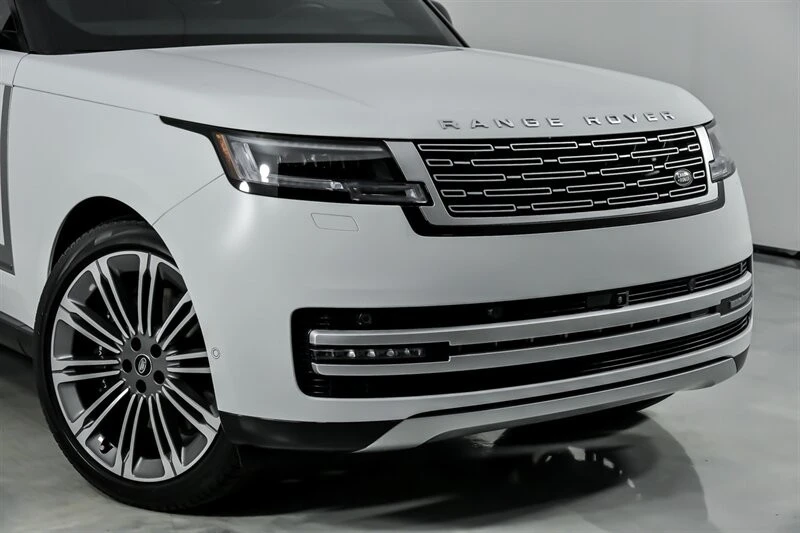 2024 Land Rover Range Rover L460 - Image 3 of 21