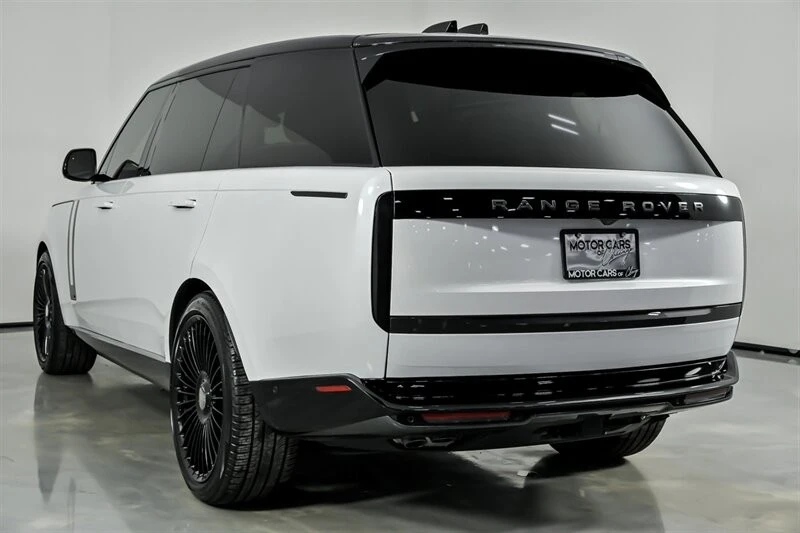 2024 Land Rover Range Rover L460 - Image 10 of 21