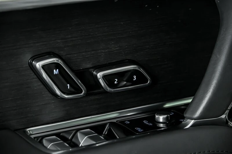 2024 Land Rover Range Rover L460 - Image 19 of 21