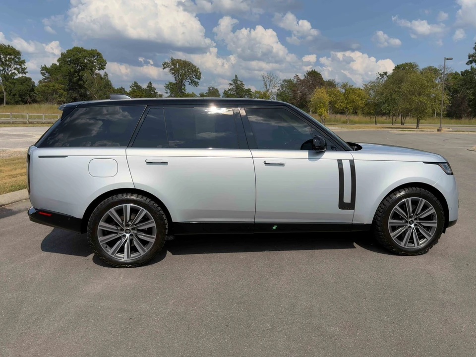 2024 Land Rover Range Rover L460 - Image 7 of 31