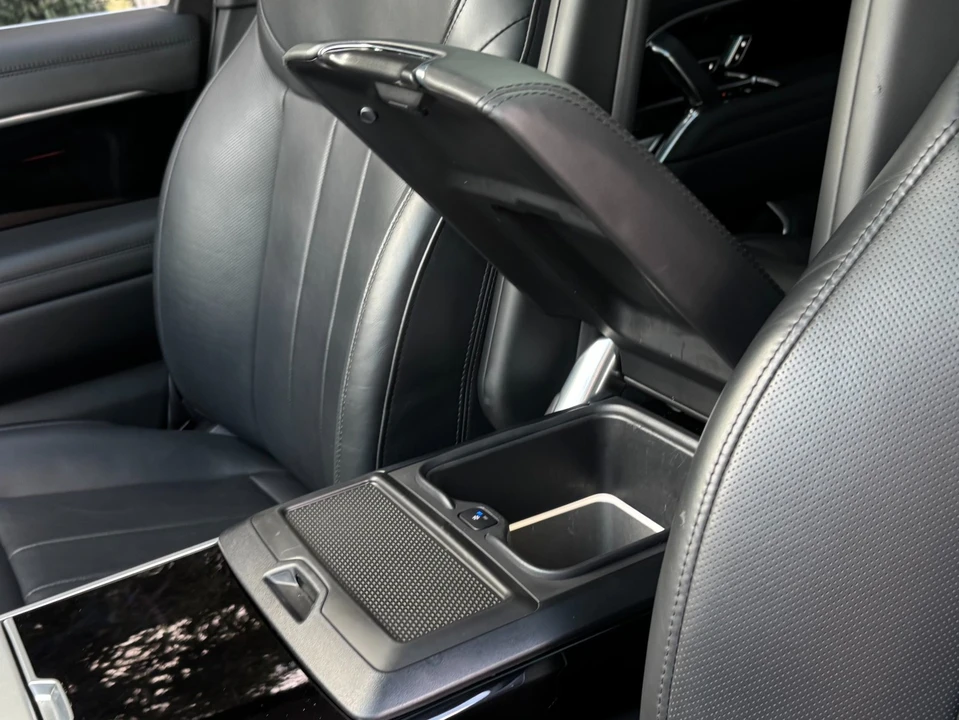 2024 Land Rover Range Rover L460 - Image 13 of 31
