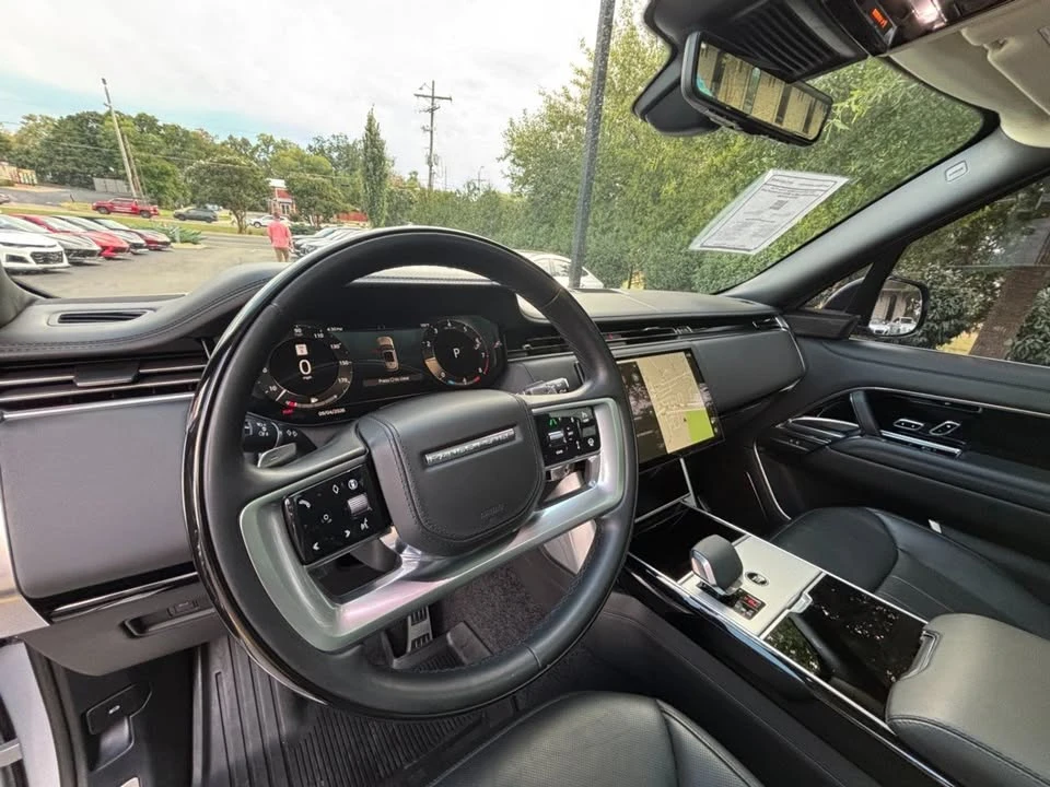 2024 Land Rover Range Rover L460 - Image 11 of 20
