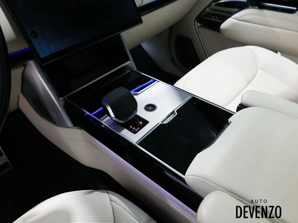 2024 Land Rover Range Rover L460 - Image 19 of 20