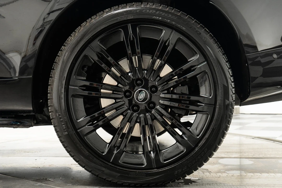 2024 Land Rover Range Rover L460 - Image 11 of 21