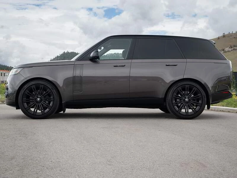 2024 Land Rover Range Rover L460 - Image 3 of 20