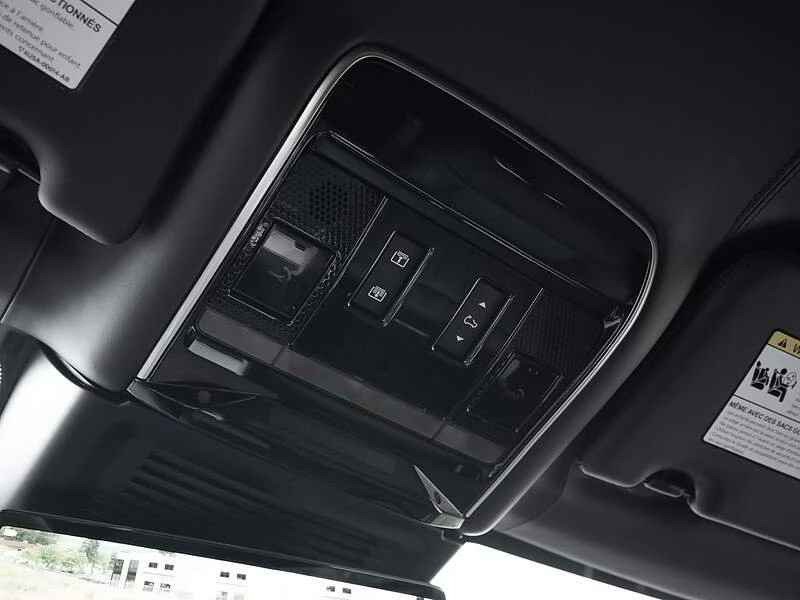 2024 Land Rover Range Rover L460 - Image 18 of 20