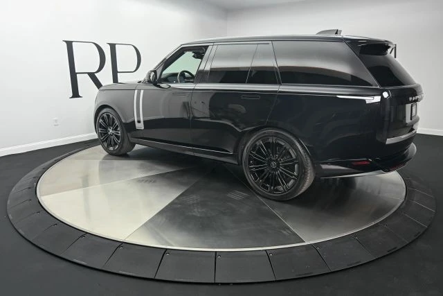 2024 Land Rover Range Rover L460 - Image 7 of 26