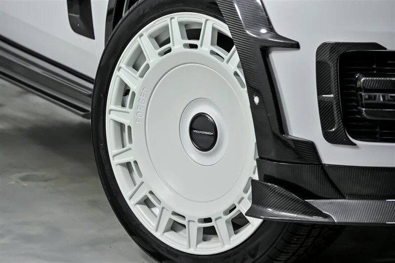 2024 Land Rover Range Rover L460 - Image 4 of 31